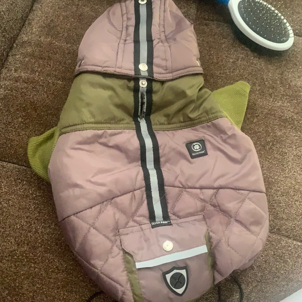 🔵 Silver Paw dog jacket